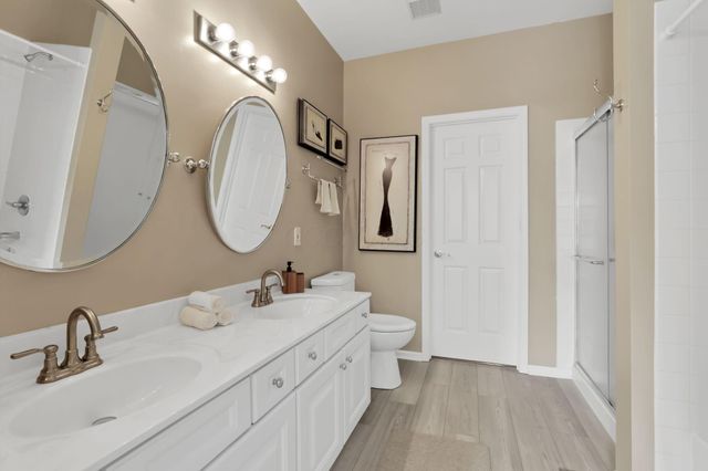 8857 Creekwood Drive, Canal Winchester, OH 43110