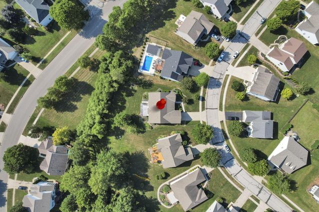 8857 Creekwood Drive, Canal Winchester, OH 43110