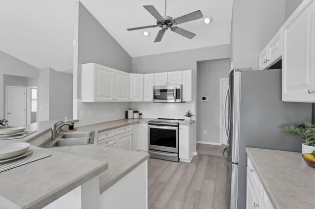 8857 Creekwood Drive, Canal Winchester, OH 43110