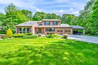 15 Quigley Road, Wallingford, CT 06492