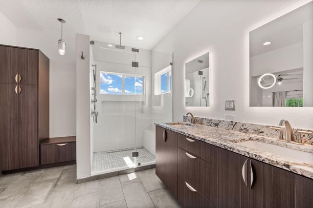 8401 S Sandoval Street NE, Albuquerque, NM 87122