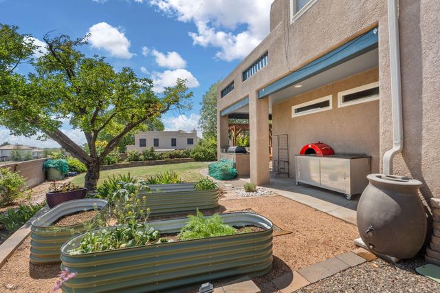 8401 S Sandoval Street NE, Albuquerque, NM 87122