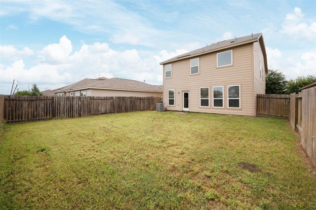 1548 Treeta TRL, Kyle, TX 78640