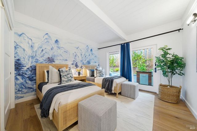 439 Molino Ave, Mill Valley, CA 94941