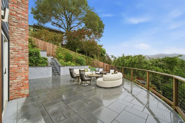 439 Molino Ave, Mill Valley, CA 94941