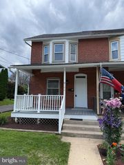 104 S HESS ST, Quarryville, PA 17566