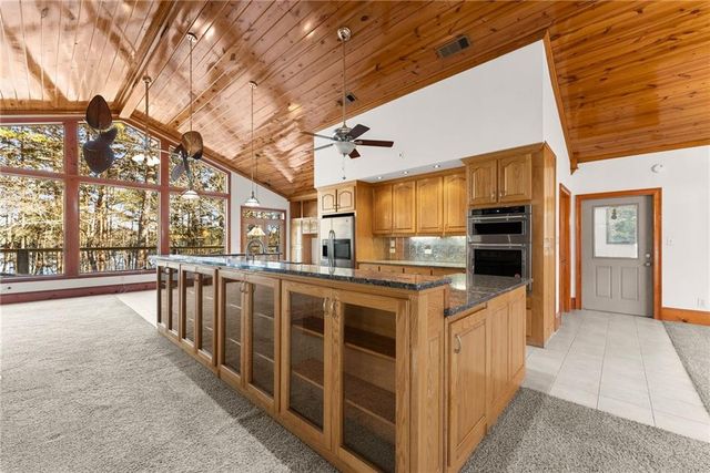 287 Spring Branch Circle, Toccoa, GA 30577