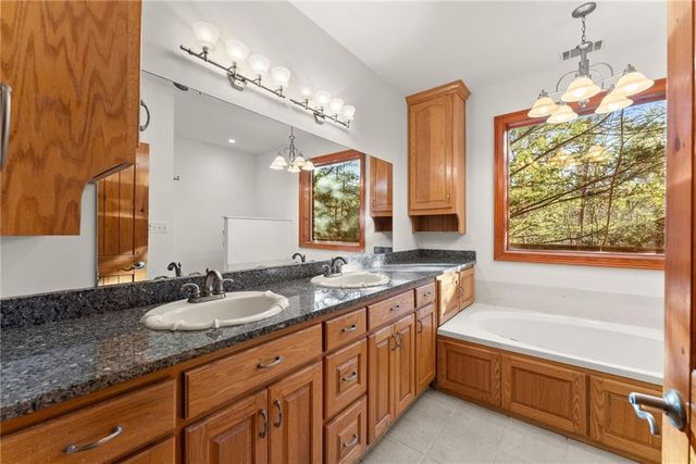 287 Spring Branch Circle, Toccoa, GA 30577