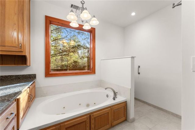 287 Spring Branch Circle, Toccoa, GA 30577