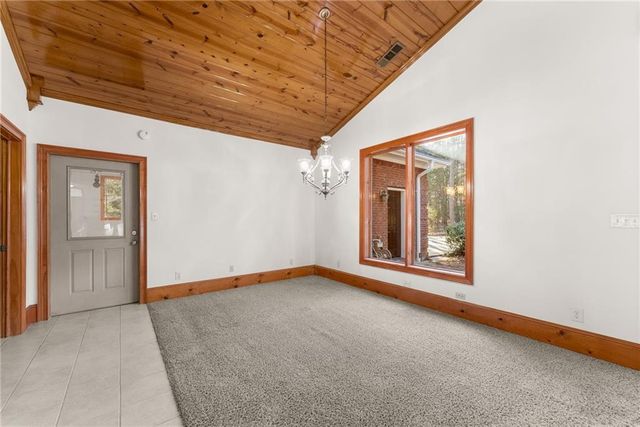 287 Spring Branch Circle, Toccoa, GA 30577
