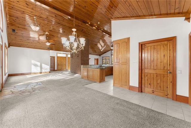 287 Spring Branch Circle, Toccoa, GA 30577