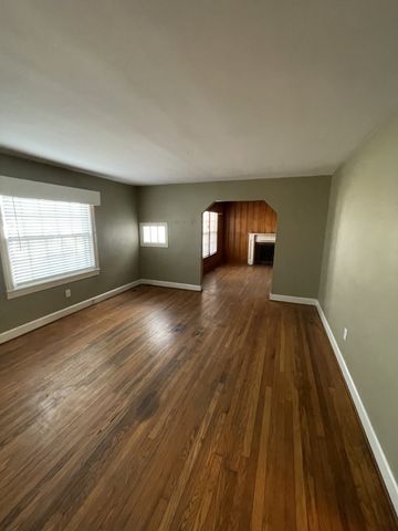 1122 Inglewood Dr, Nashville, TN 37216