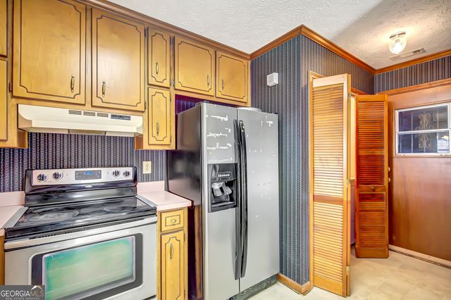 180 Monmouth Drive, Fayetteville, GA 30214