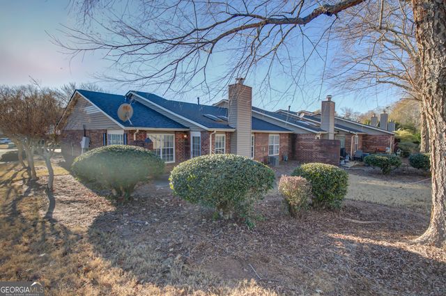 180 Monmouth Drive, Fayetteville, GA 30214