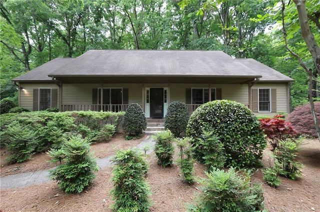 2737 Hearthstone Circle, Marietta, GA 30062