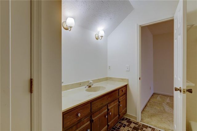 2737 Hearthstone Circle, Marietta, GA 30062