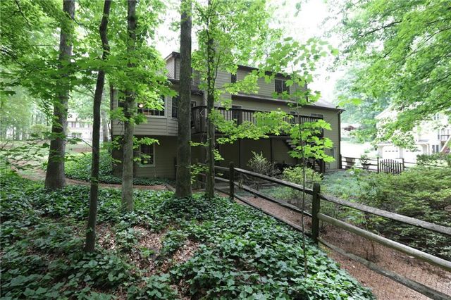 2737 Hearthstone Circle, Marietta, GA 30062