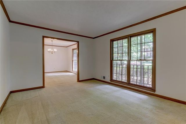 2737 Hearthstone Circle, Marietta, GA 30062