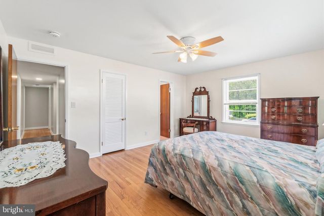 1146 GYPSY LN E, Baltimore, MD 21286