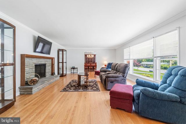 1146 GYPSY LN E, Baltimore, MD 21286