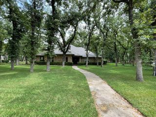 3354 Oak Creek Drive, Corinth, TX 76210