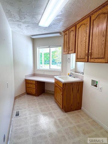 486 N 4154 E, Rigby, ID 83442