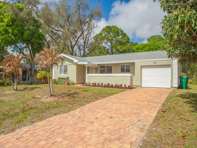 2317 SE Gillette Avenue, Port St. Lucie, Port St Lucie, FL 34952