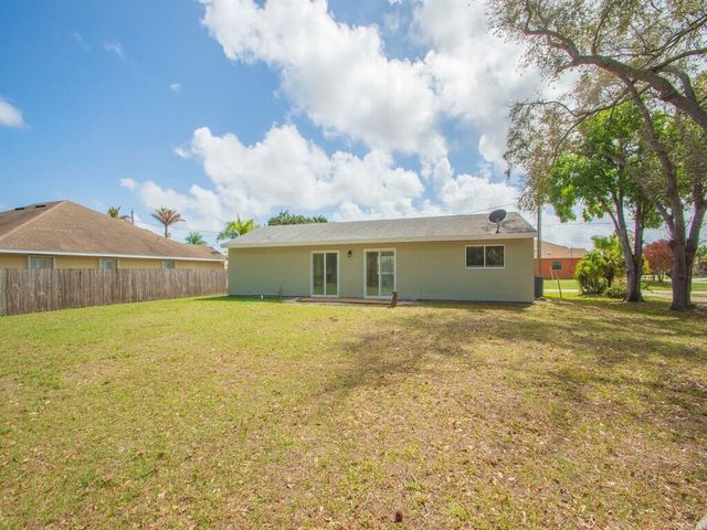 2317 SE Gillette Avenue, Port St. Lucie, Port St Lucie, FL 34952