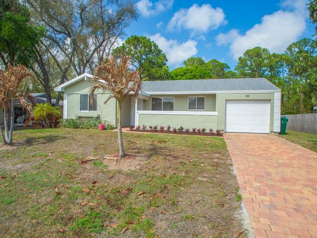 2317 SE Gillette Avenue, Port St. Lucie, Port St Lucie, FL 34952