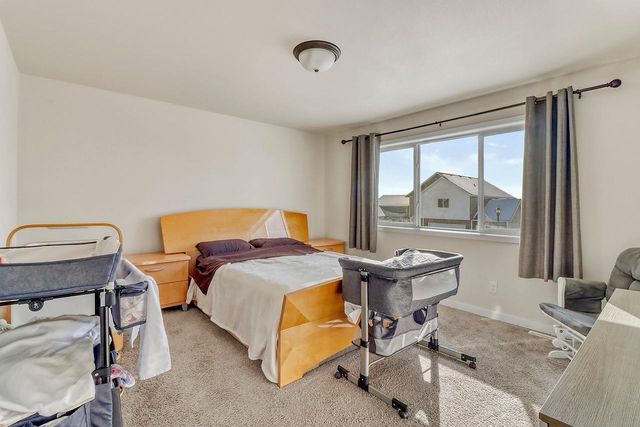 1154 60th Avenue W, West Fargo, ND 58078