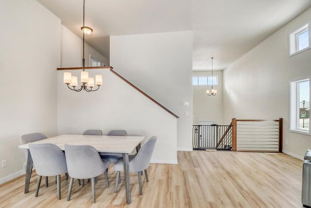 1154 60th Avenue W, West Fargo, ND 58078