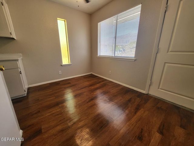 5209 Carousel Drive 6, El Paso, TX 79912