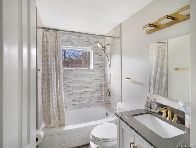 46 Deerfield Drive, New City, NY 10956