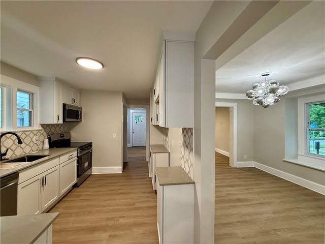 96 Delamaine Drive, Rochester, NY 14621