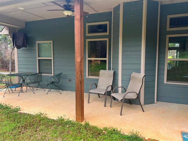 20851 Lakeview Drive, Flint, TX 75762