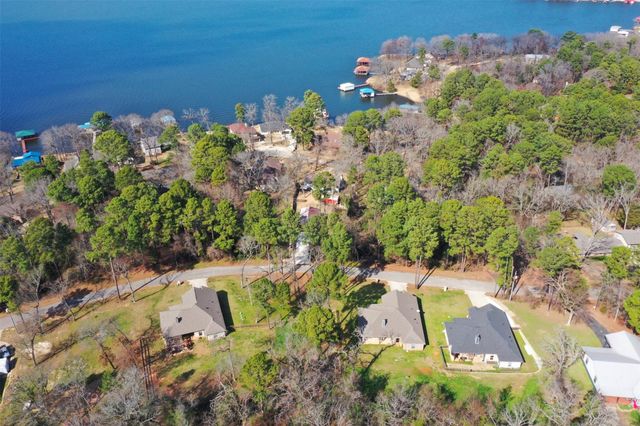 20851 Lakeview Drive, Flint, TX 75762