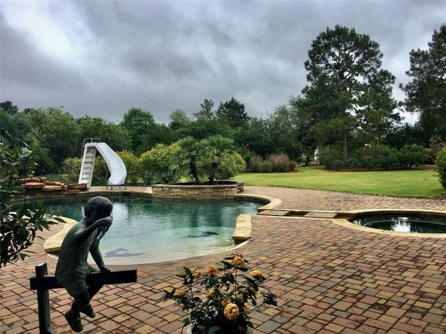 6719 Spring Cypress Road, Spring, TX 77379