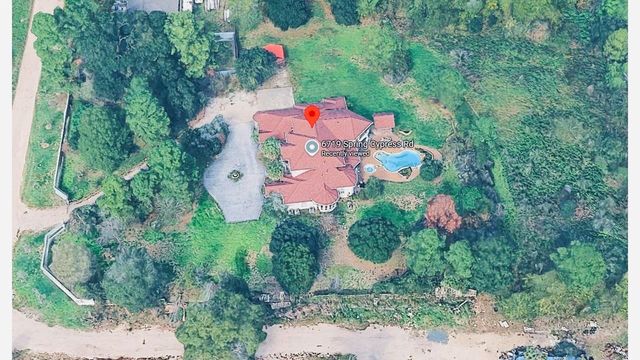 6719 Spring Cypress Road, Spring, TX 77379