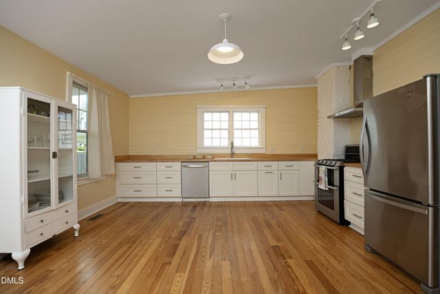 1702 E Main Street, Durham, NC 27703