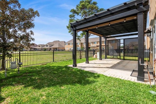 18723 Cypress Loch Drive, Spring, TX 77379