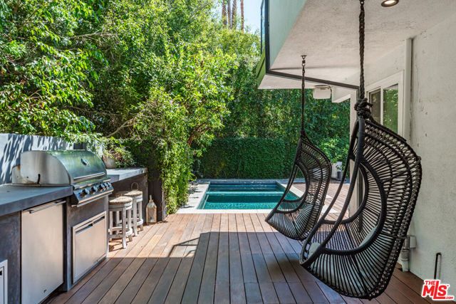 3240 Shelby Drive, Los Angeles, CA 90034