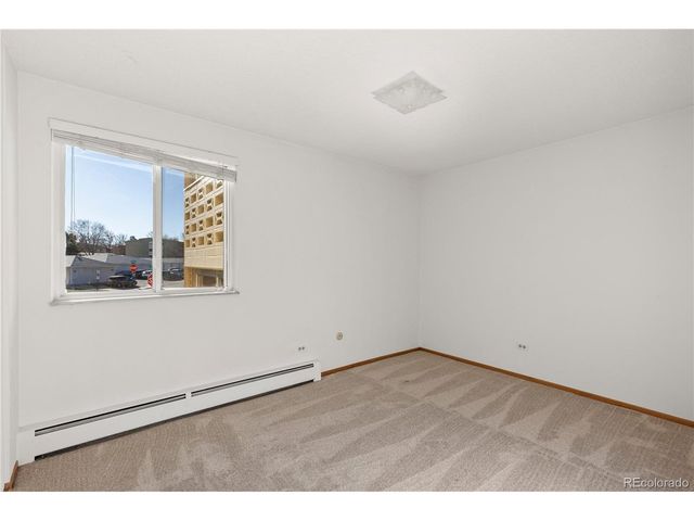 750 S Clinton St 2B, Denver, CO 80247