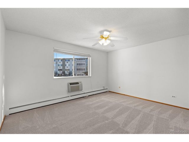 750 S Clinton St 2B, Denver, CO 80247