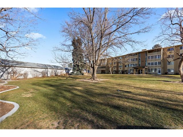 750 S Clinton St 2B, Denver, CO 80247