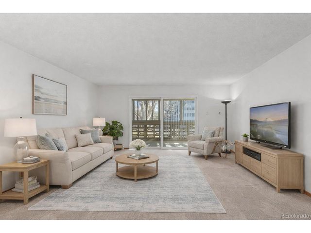 750 S Clinton St 2B, Denver, CO 80247