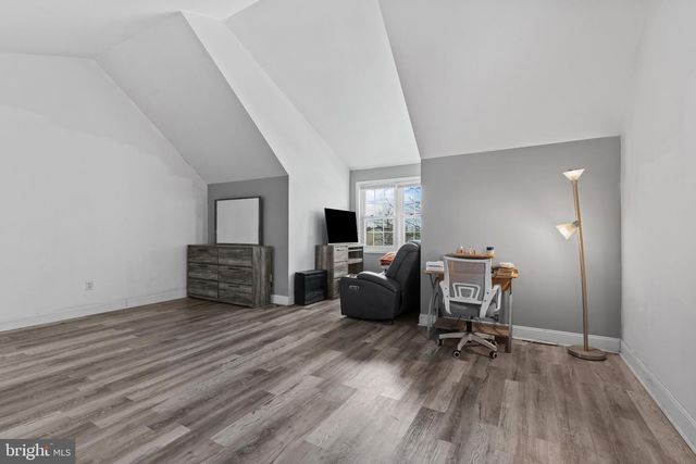 205 VILLAGE SPRING LN, Reinholds, PA 17569