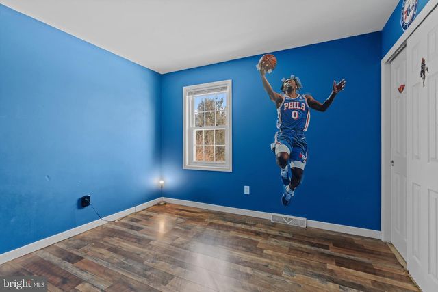 205 VILLAGE SPRING LN, Reinholds, PA 17569