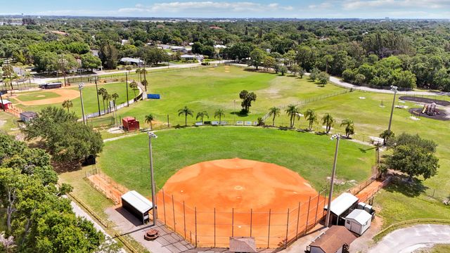 1625 40th Avenue, Vero Beach, FL 32960