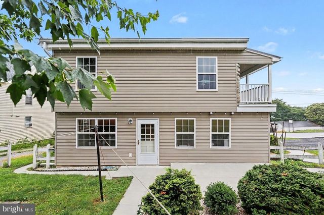 37 HIGH STREET, Stewartstown, PA 17363