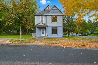 902 22nd Avenue N, Minneapolis, MN 55411